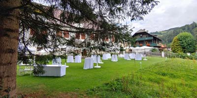 Marstadl Schlosspark Hochzeitslocation Himmelberg
